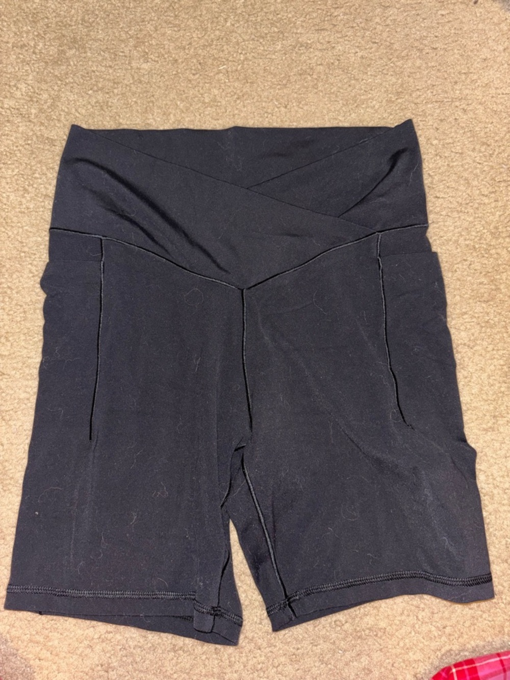 Aerie crossover bike shorts L